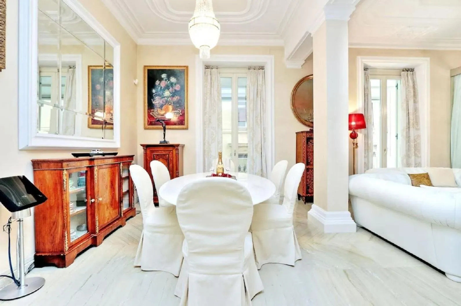 Rosella Fontana Di Trevi Villa Rome Holiday home
