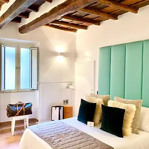 Appartement Palace Fontana Di Trevi, Rome