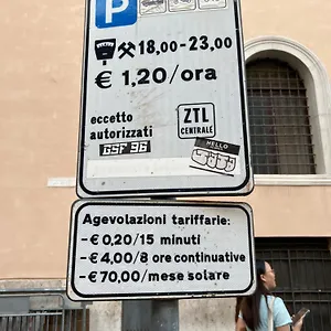 Aphrodite Piazza Venezia Rome